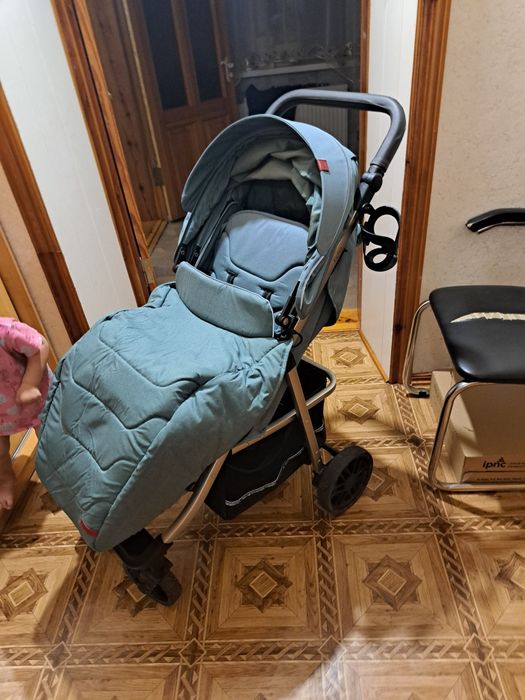 Прогулянковий візок