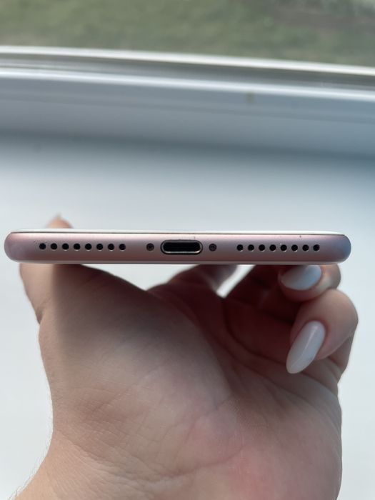 iPhone 7 Plus 128GB – рожевий, відмінний стан