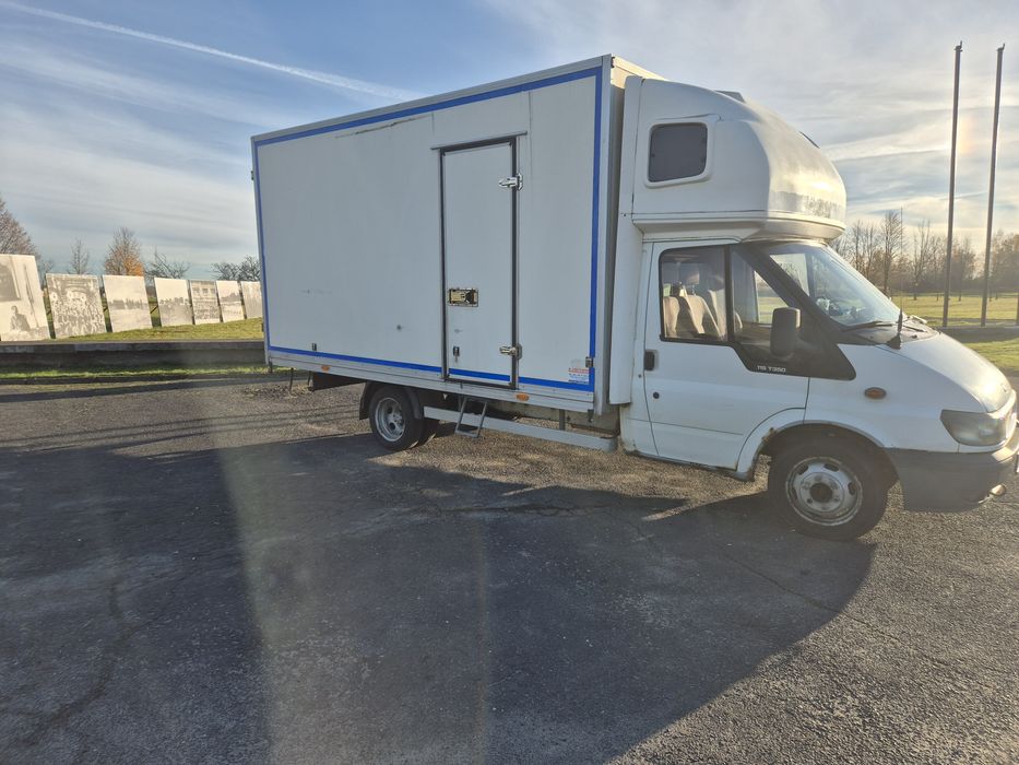 Ford Transit kontener