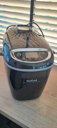 Wypiekacz do chleba Tefal PF6118 czarny 1600 W