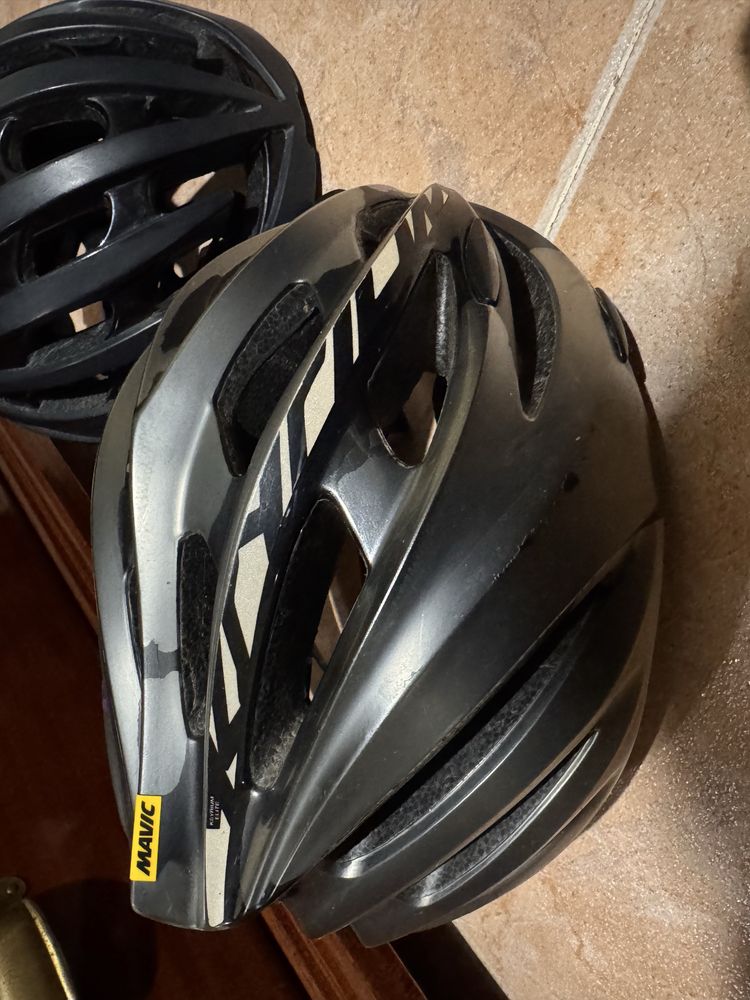 Capacetes ciclismo Mavic / Polisport