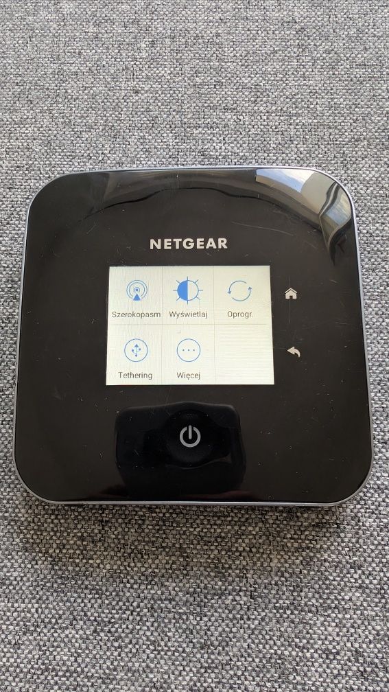 Router mobilny Nighthawk M2