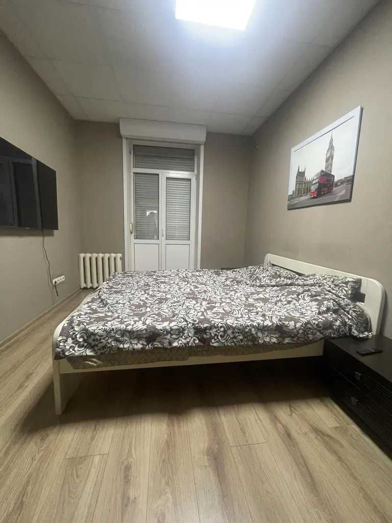 Продам 2к квартиру 74 м2 Дмитра Яворницького пр. /Центр