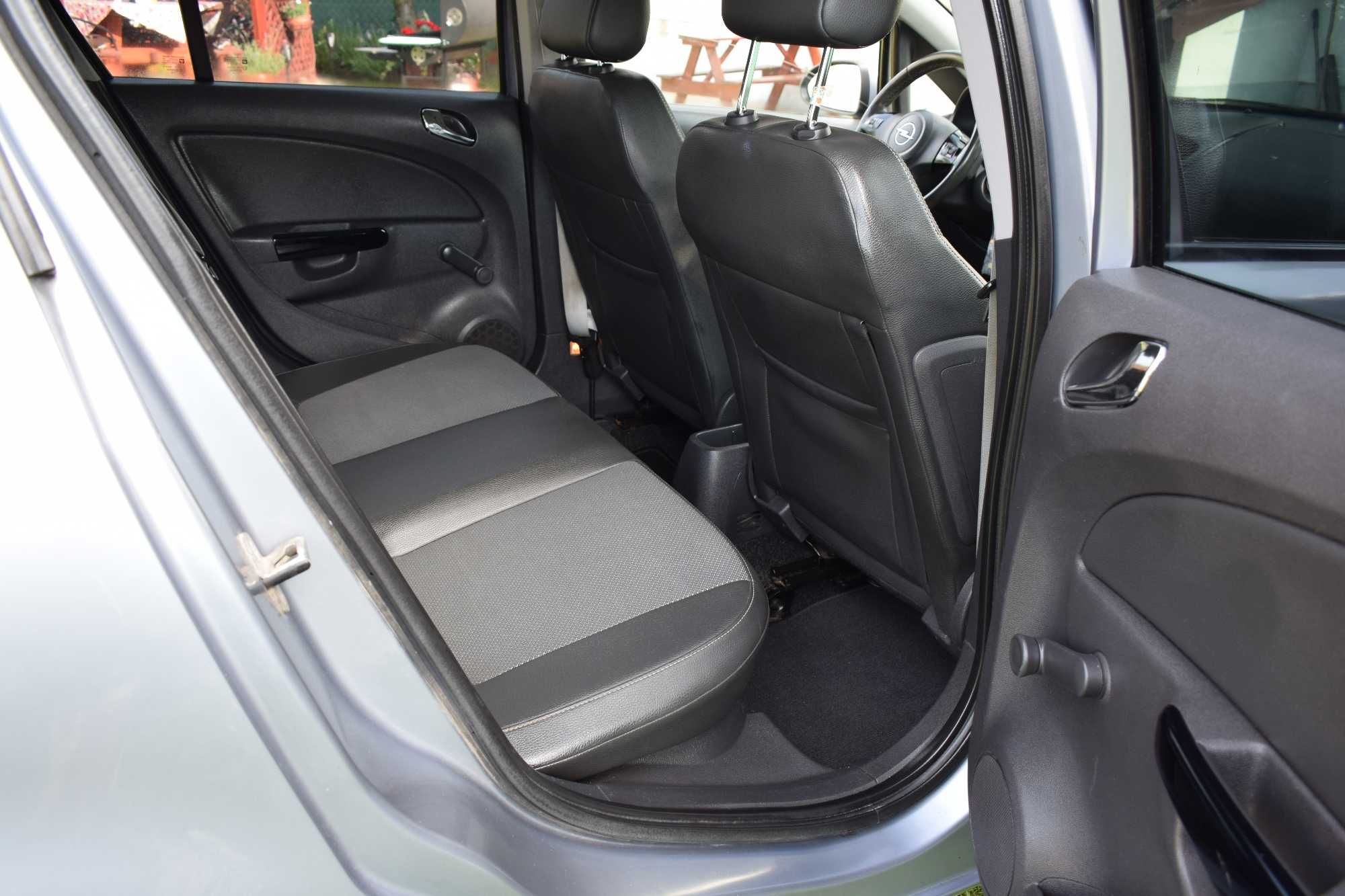 Opel Corsa D 2009r. bogata wersja