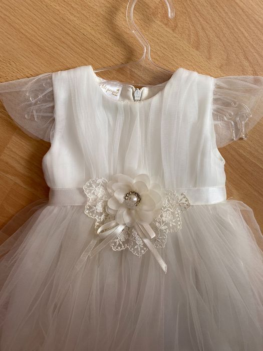 Sukienka do chrztu rozmiar 68 + kapelusz + bolerko.