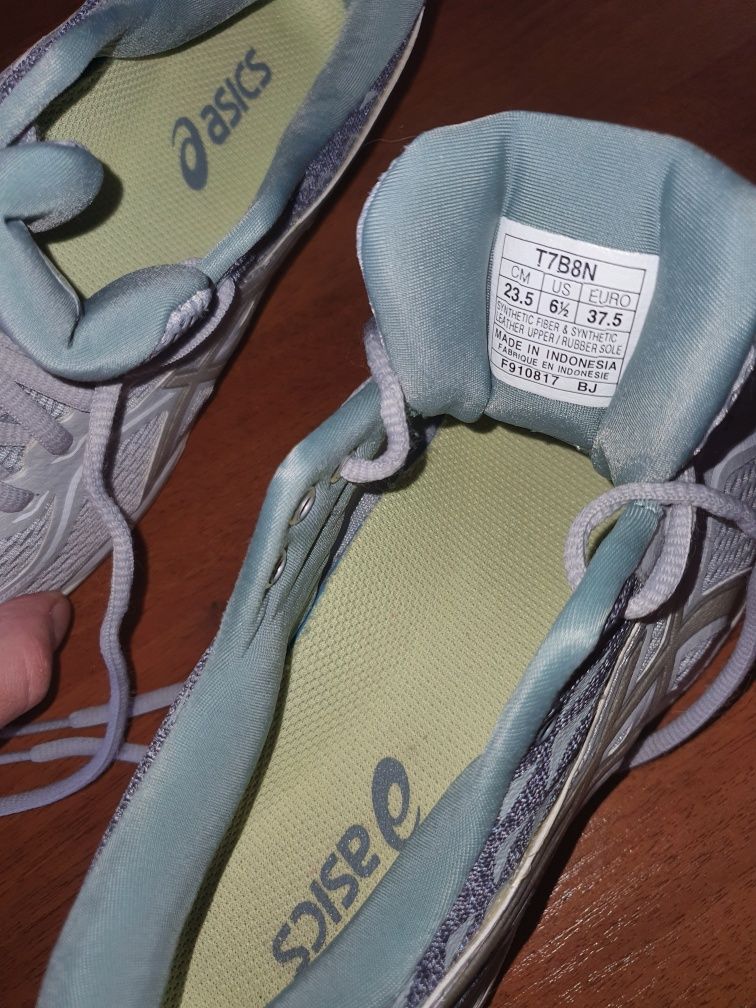 Оригінал‼️37.5р Кросівки ASICS Gel-Cumulus 19 жіночі бігові