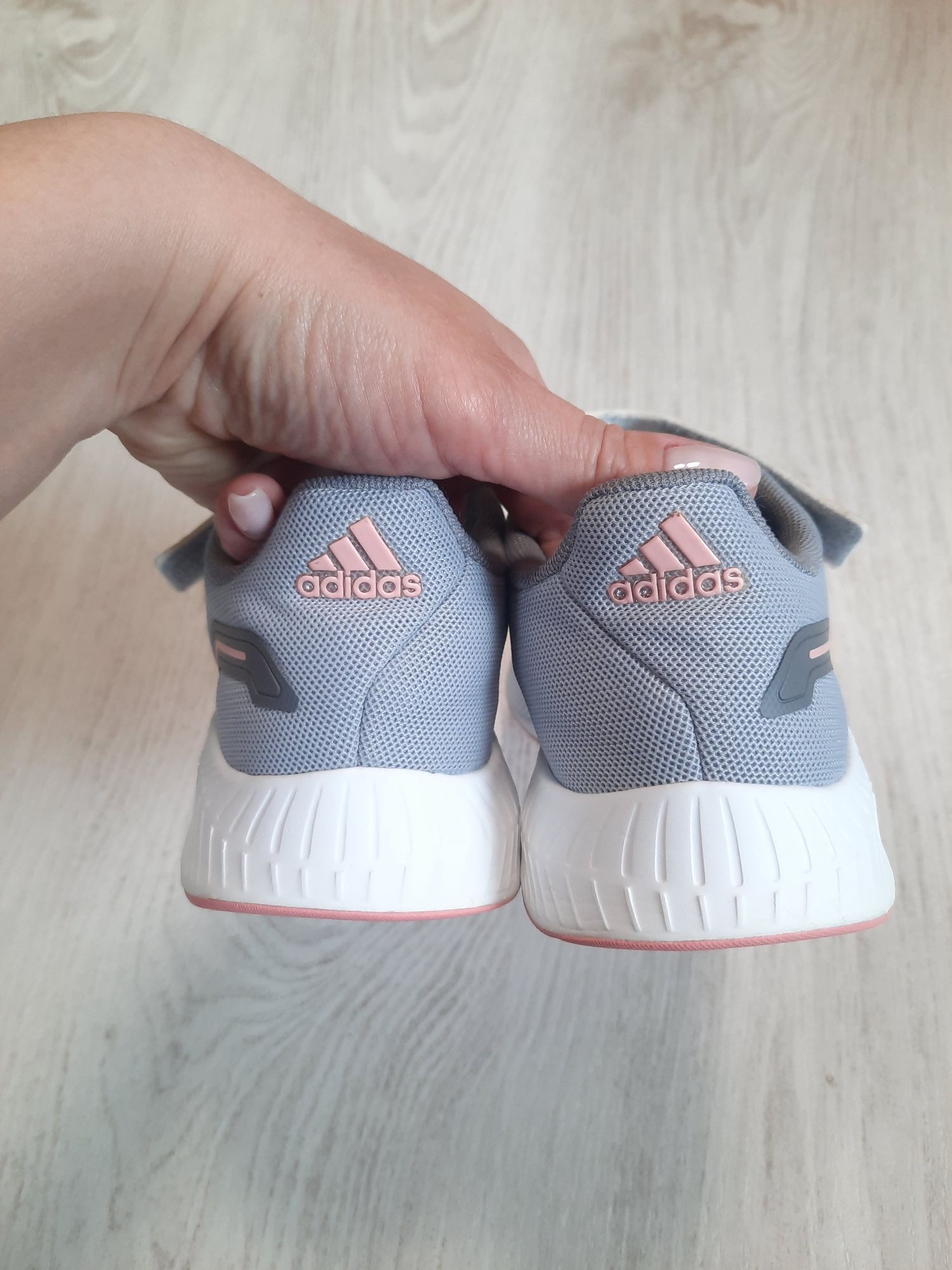 легкие кроссовки Adidas RUNFALCON 2.0 на липучках кросівки 20.5см р.32
