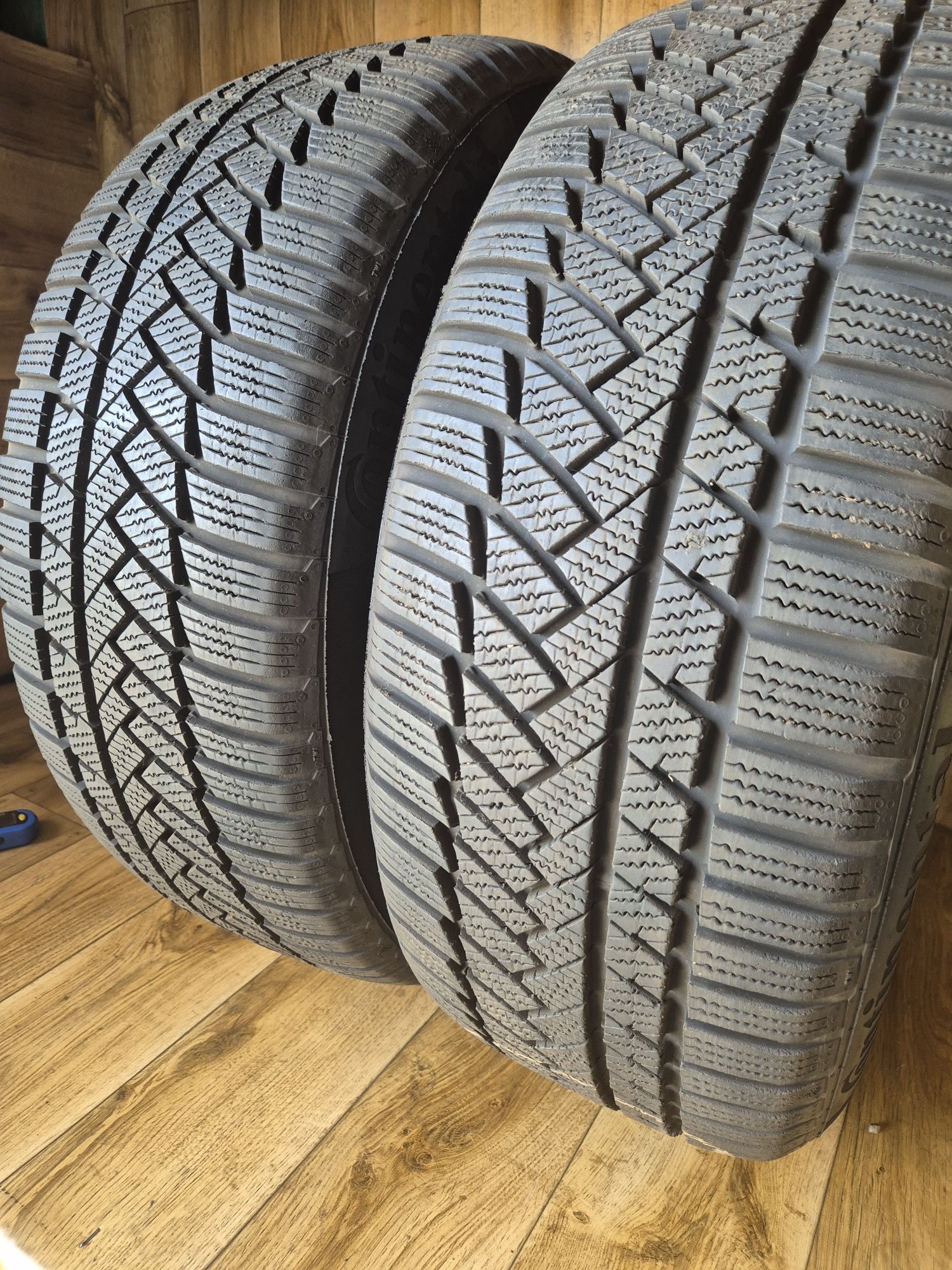 225/55/17 Continental para zima 8mm 17r stan bdb