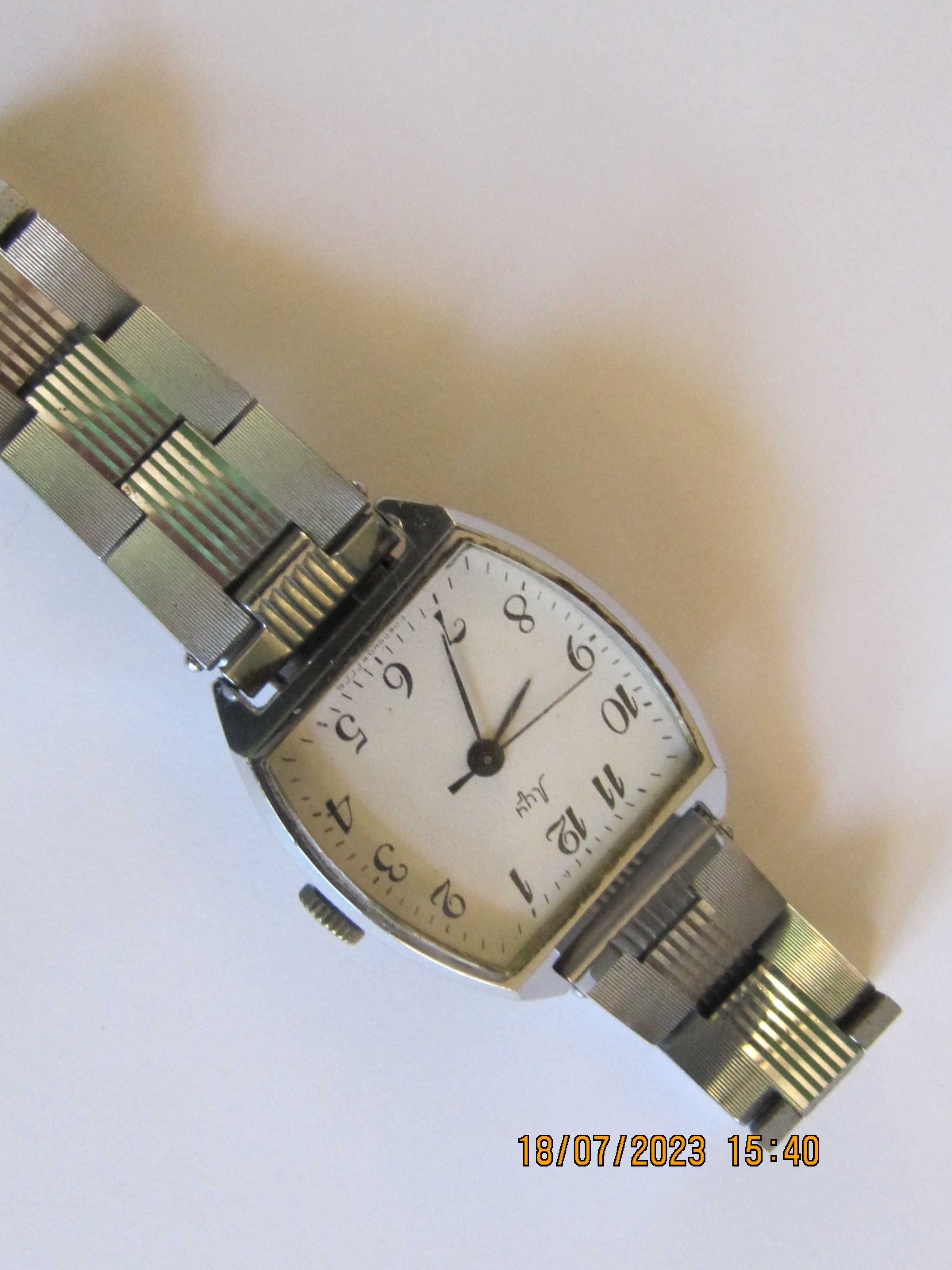 Łucz radziecki zegarek mechaniczny 17 k