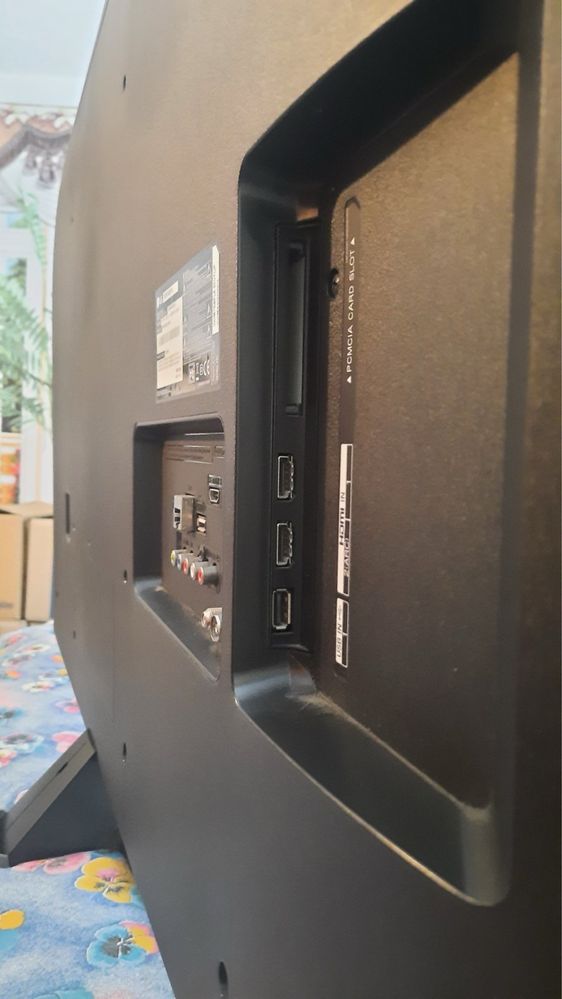 Телевізор LG 55UM7450PLA