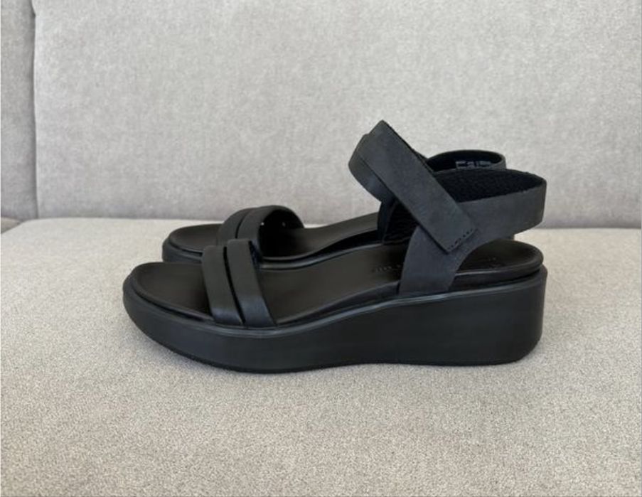 Чорні шкіряні босоніжки ecco ECCO FLOWT WEDGE LX, 37 р.