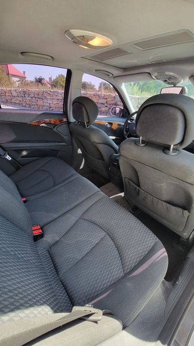 Продаю Mercedes-Benz W211 2.2 cdi автомат