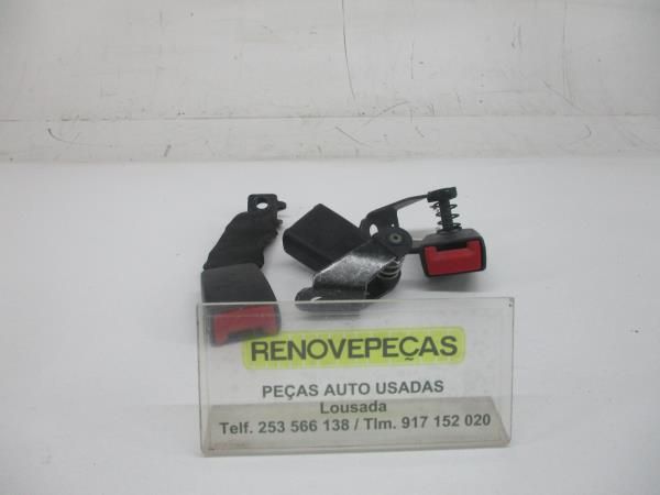 Encaixe de cinto trás esquerdo BMW X3 (E83)