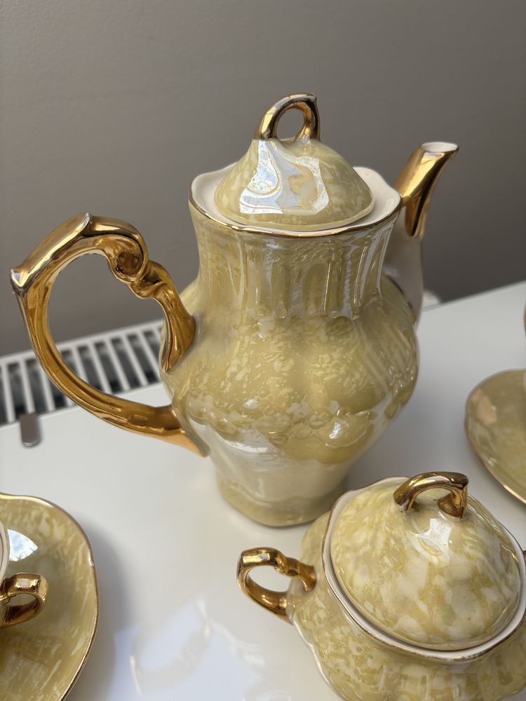 porcelanowy zestaw herbaciany Chodzież lata 60 70