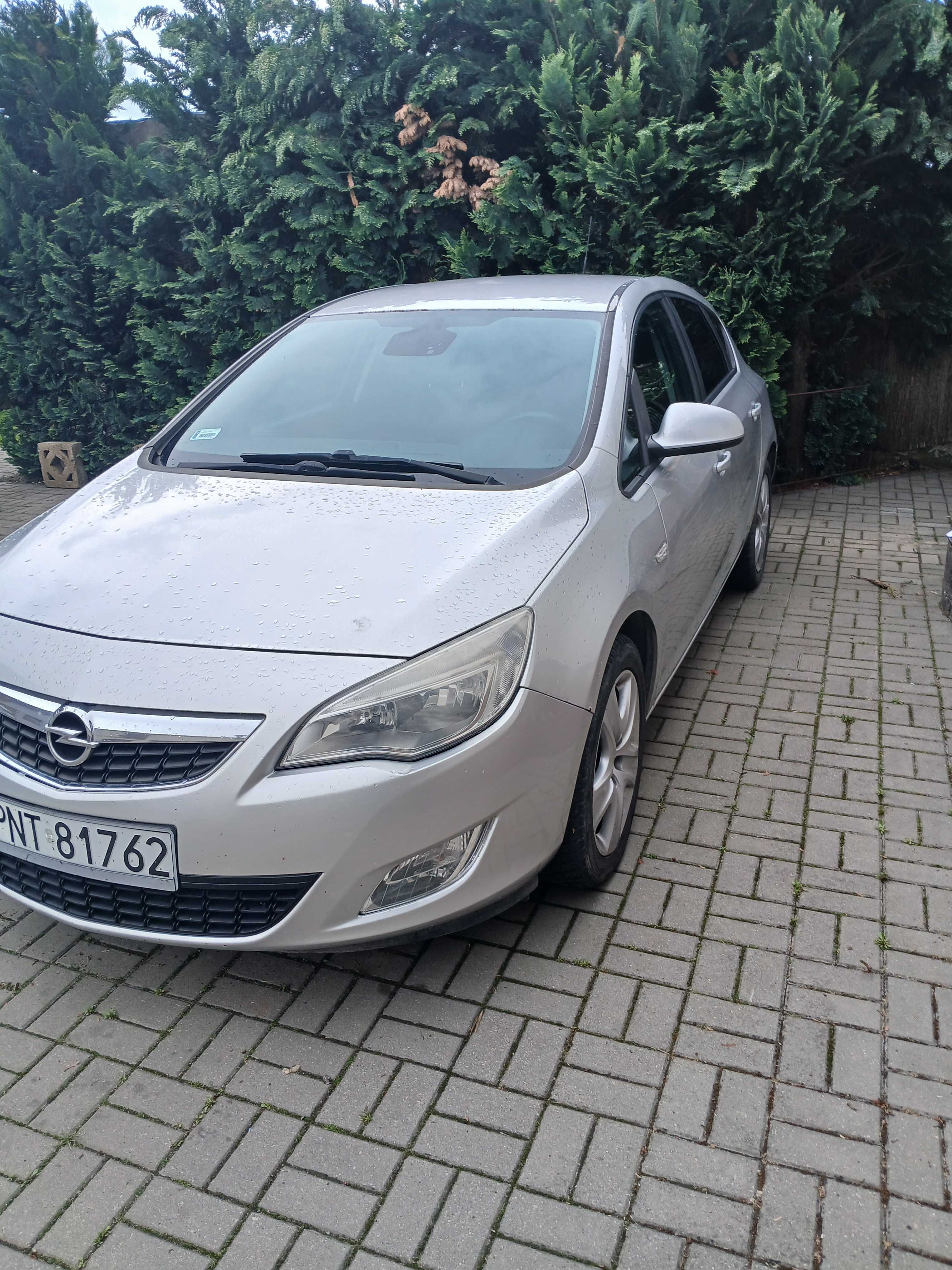 Opel Astra J 1.7 CDTI