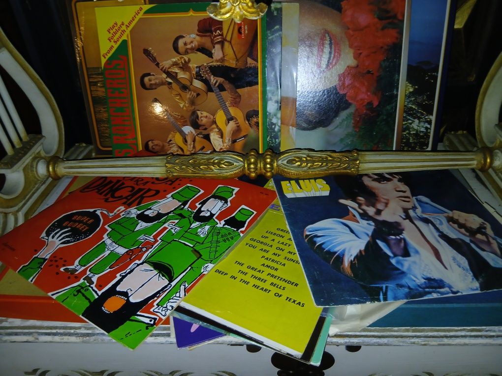 Lote 50 Lp como novos 99 €