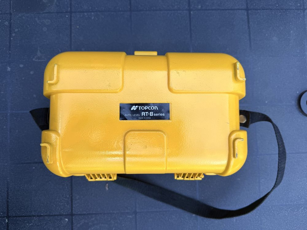 Niwelator TOPCON AT-B4 series
