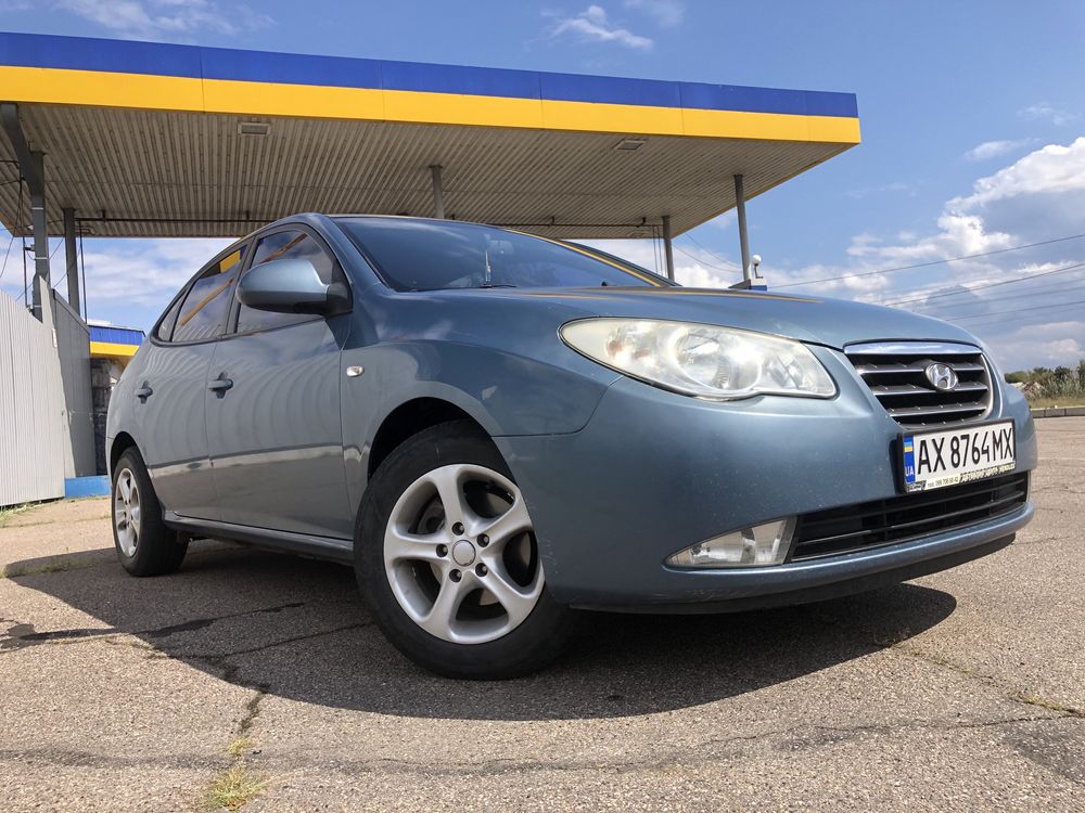 Продам hyundai elantra