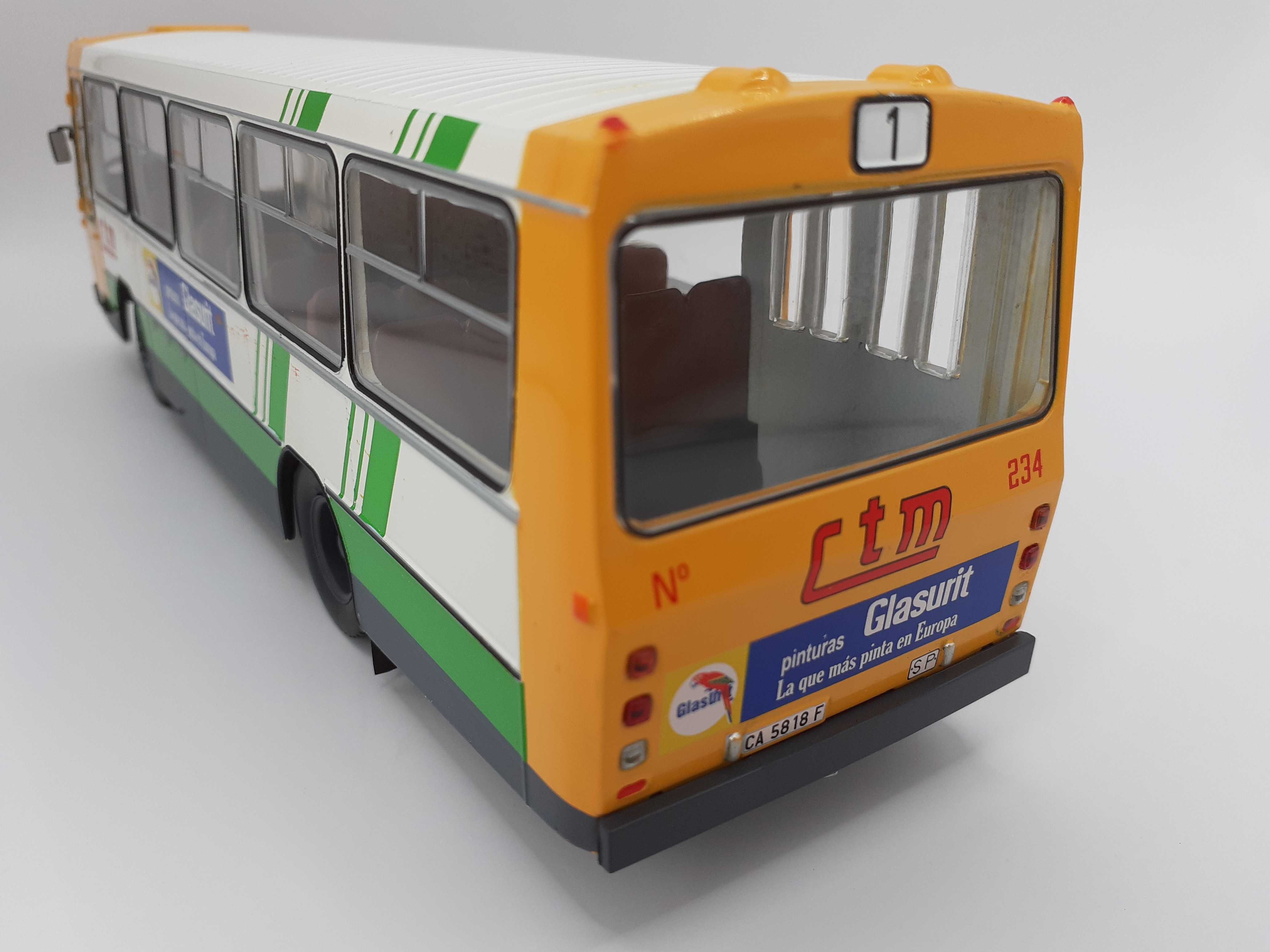 Miniatura escala 1:43