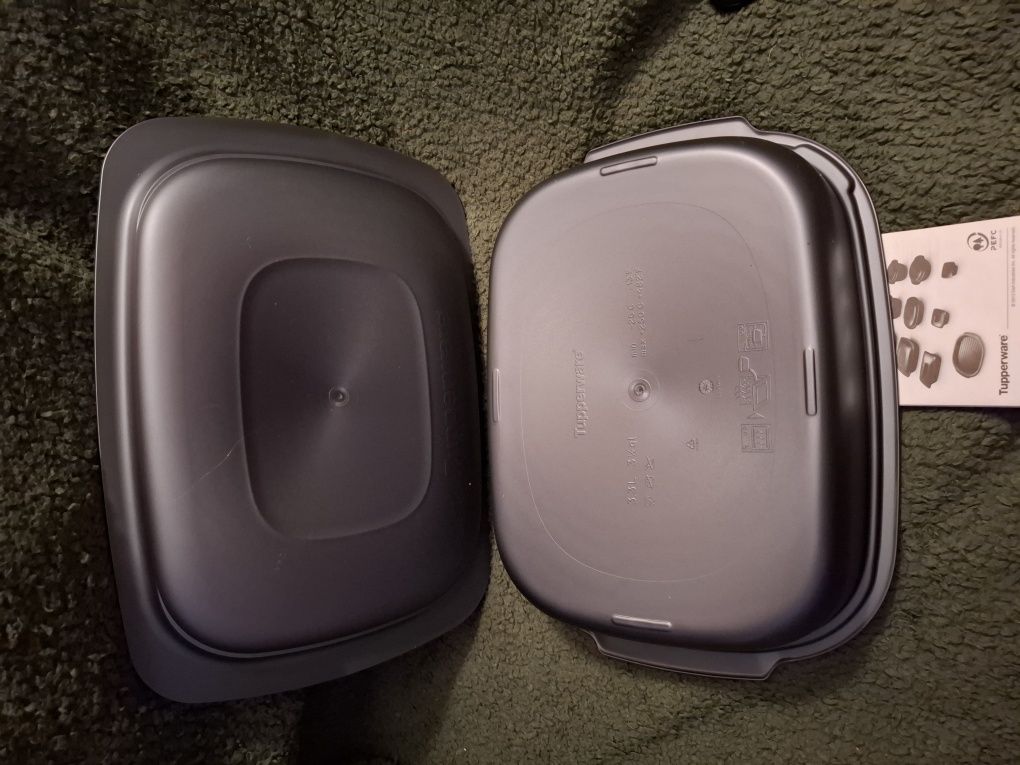 Nowa lasania 3.3 l Tupperware
