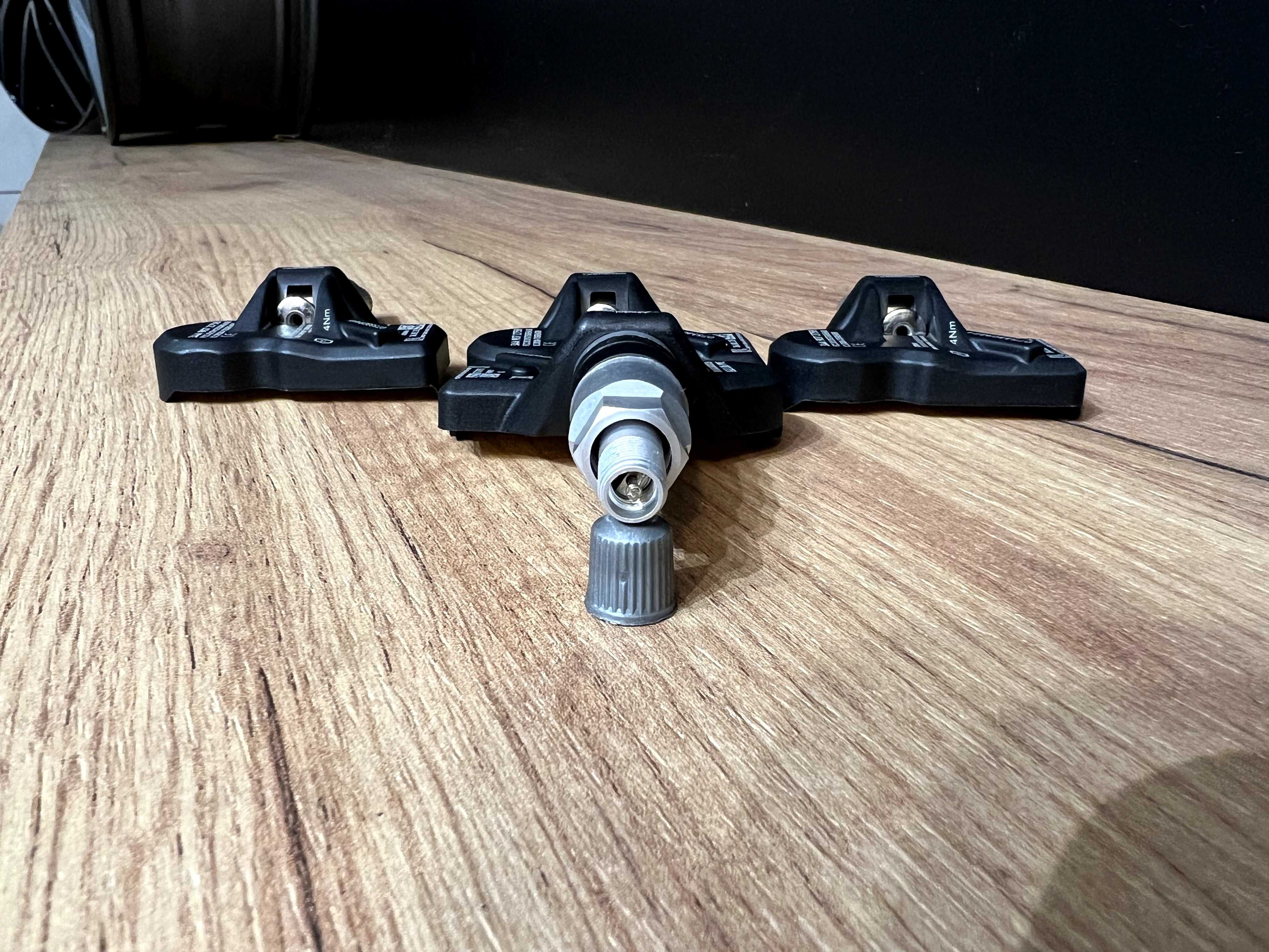 Czujniki ciśnienia opon powietrza VW Audi Skod TPMS Nowe 3 A4 6 7 8 Q7