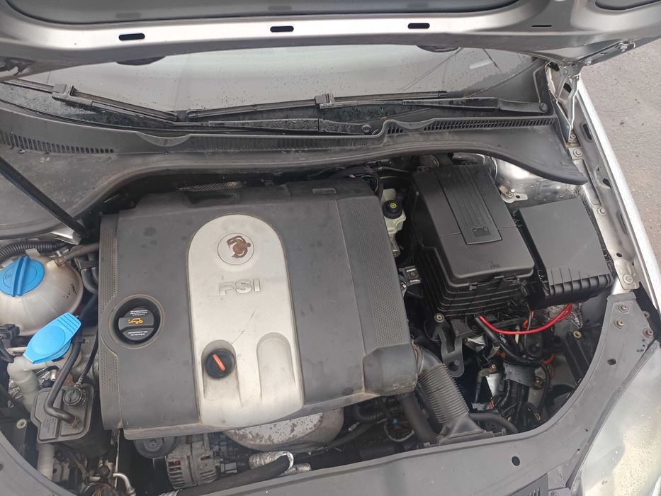 Фольксваген Гольф V продаж