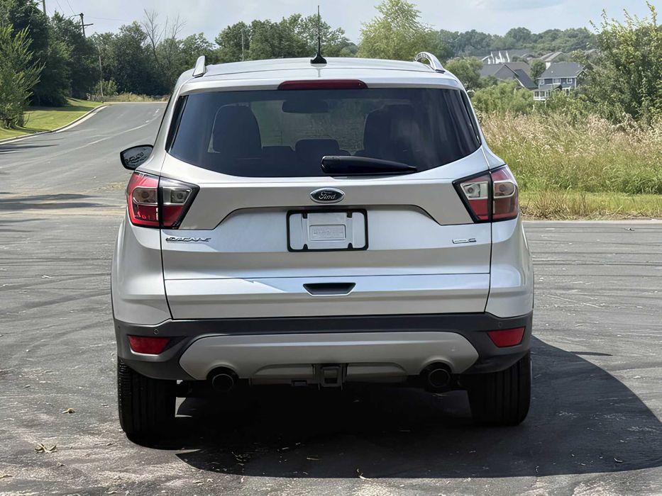 Ford Escape Titanium      2018