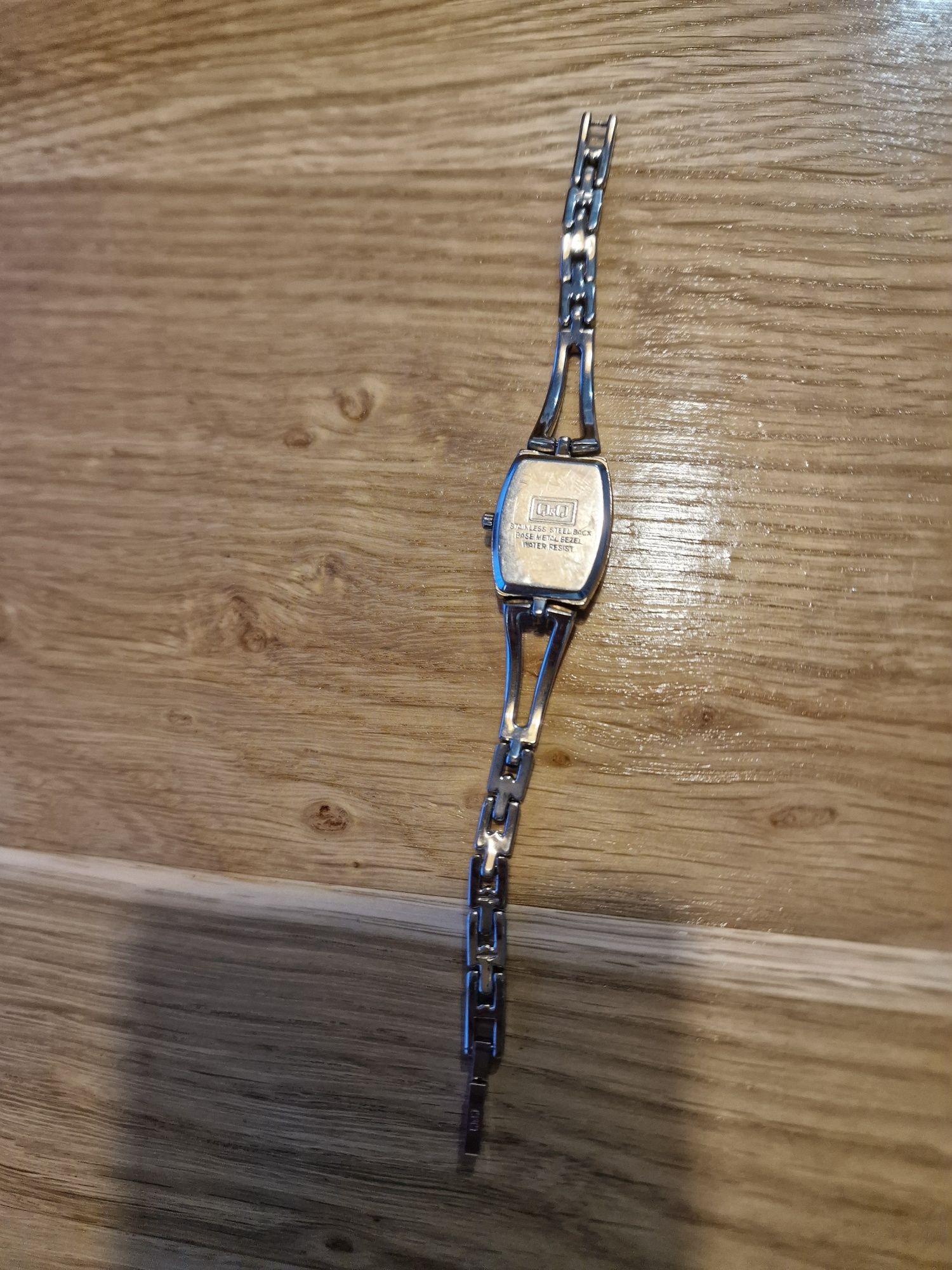 Zegarek Q&Q QUARTZ damski