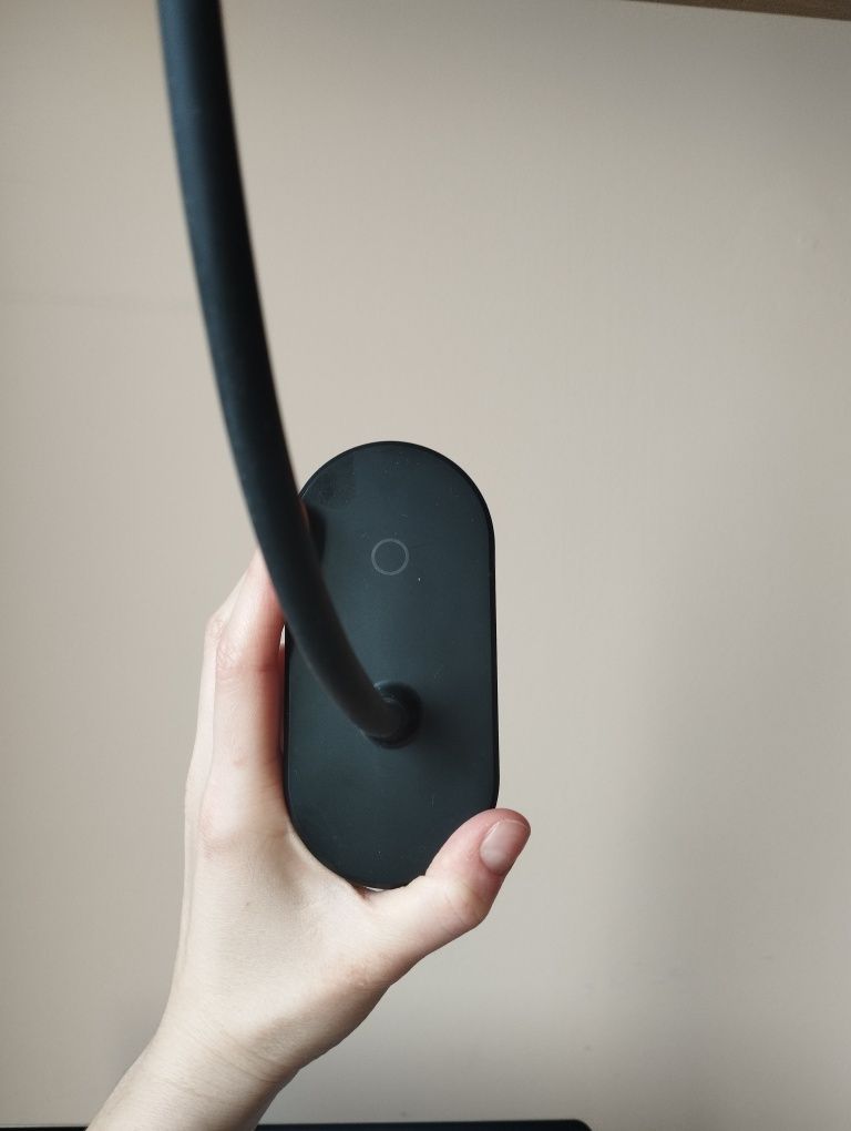 Lampka biurkowa Aigostar z klipsem