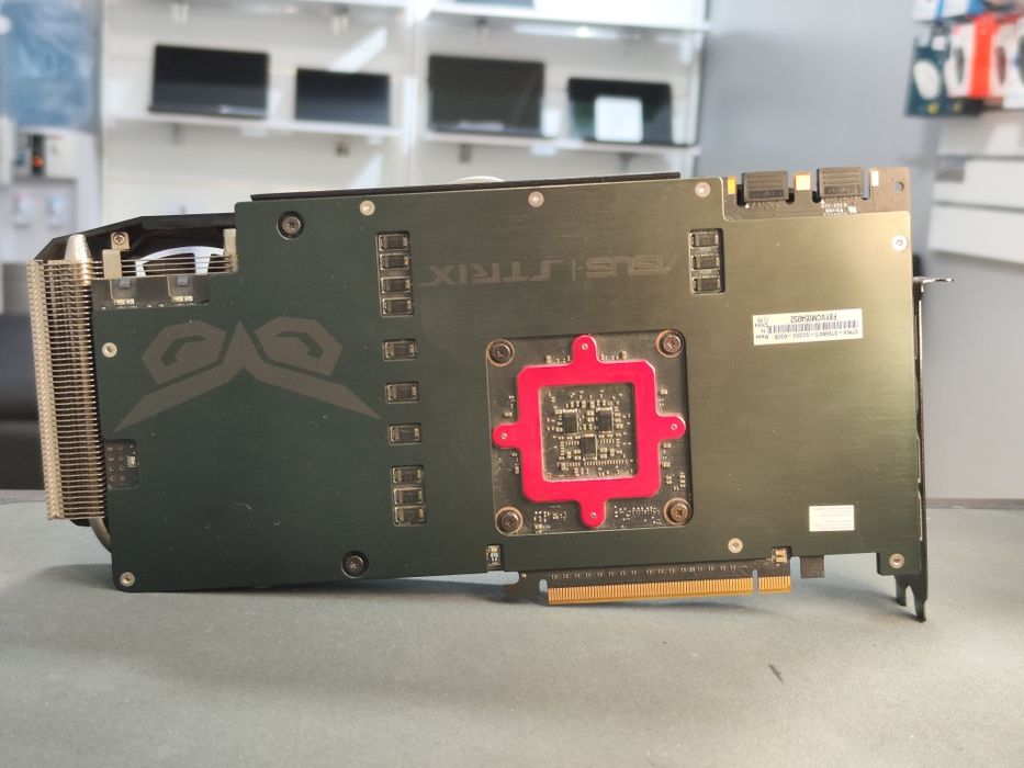 Видеокарта GTX 980ti Asus rog strix