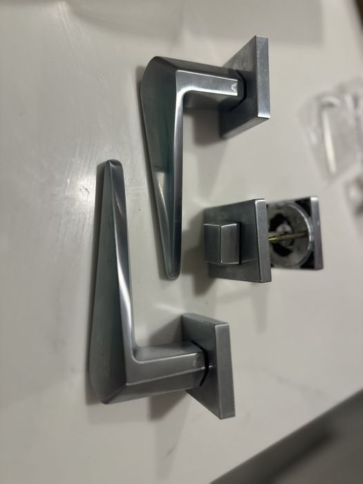 Klamki i rozety VDS Star chrom-satyna ZESTAW