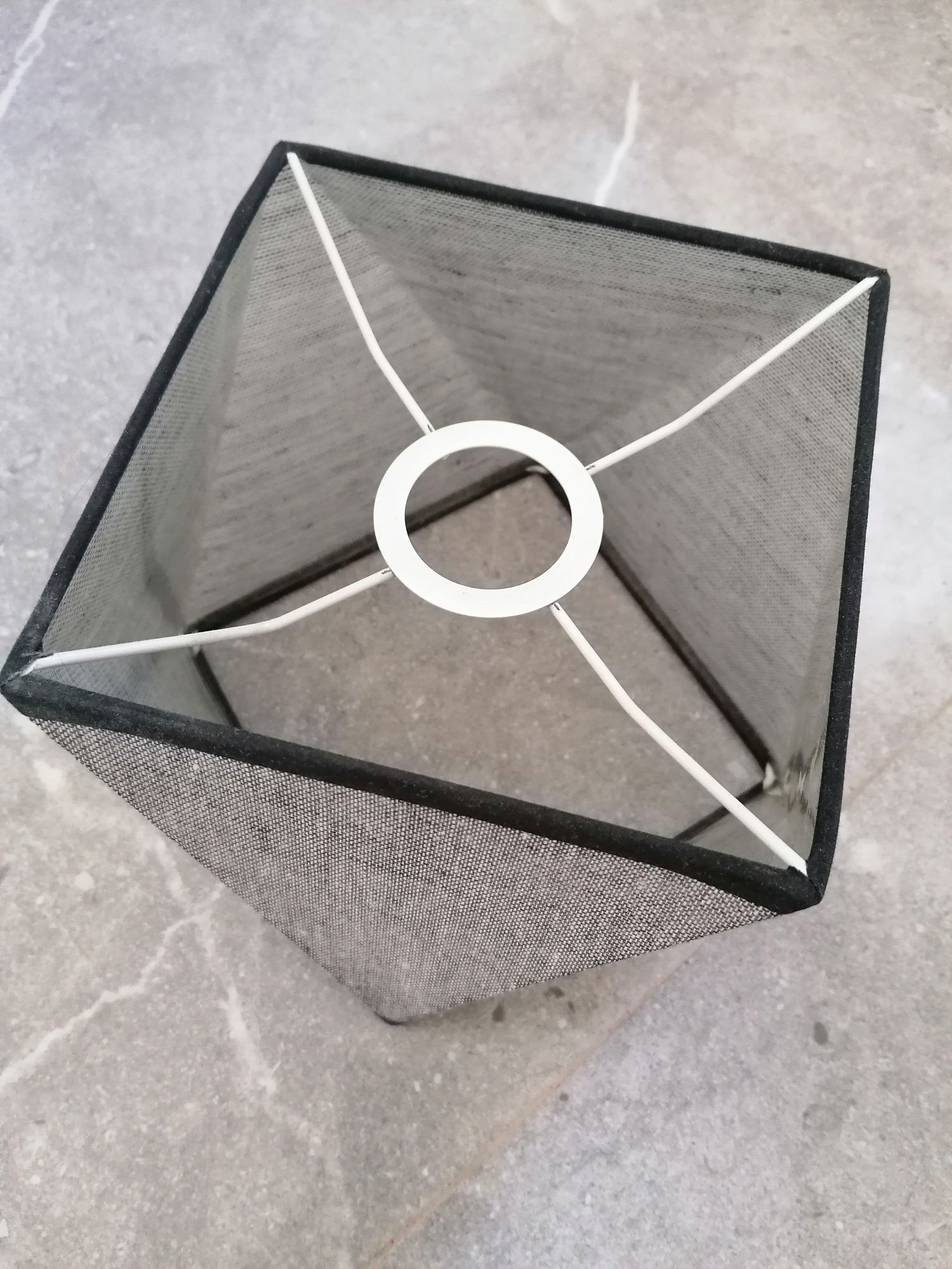 4 szare nowoczesne abażury do lamp