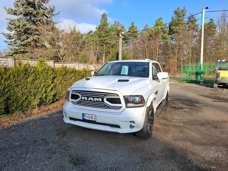 RAM 1500 Ram 5.7 hemi  sport