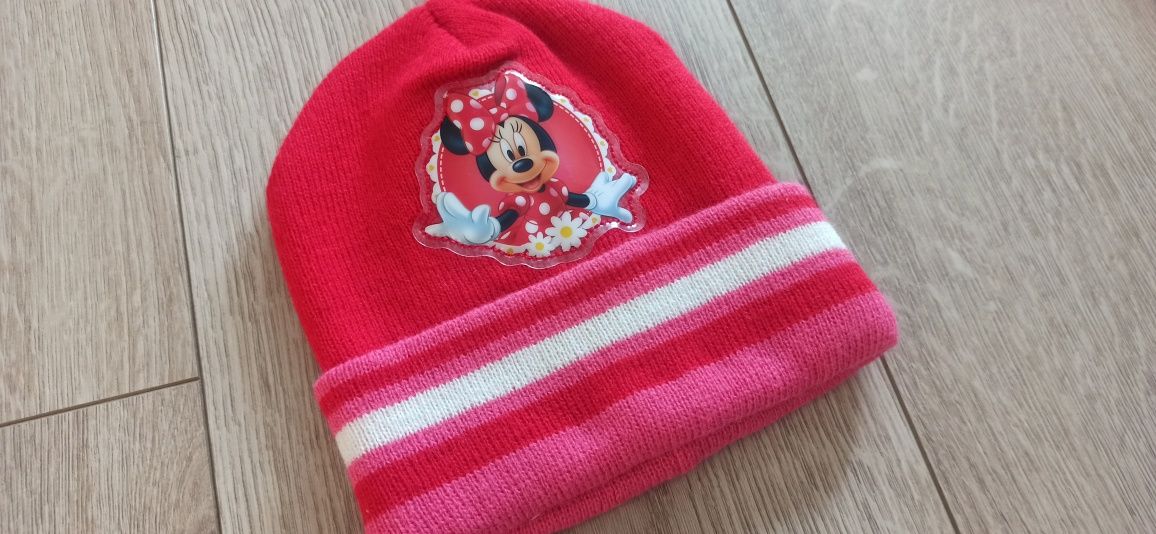Nowa czapka dla dziewczynki Minnie

Będzie dobra dla 2-3 latk

MEGA WY