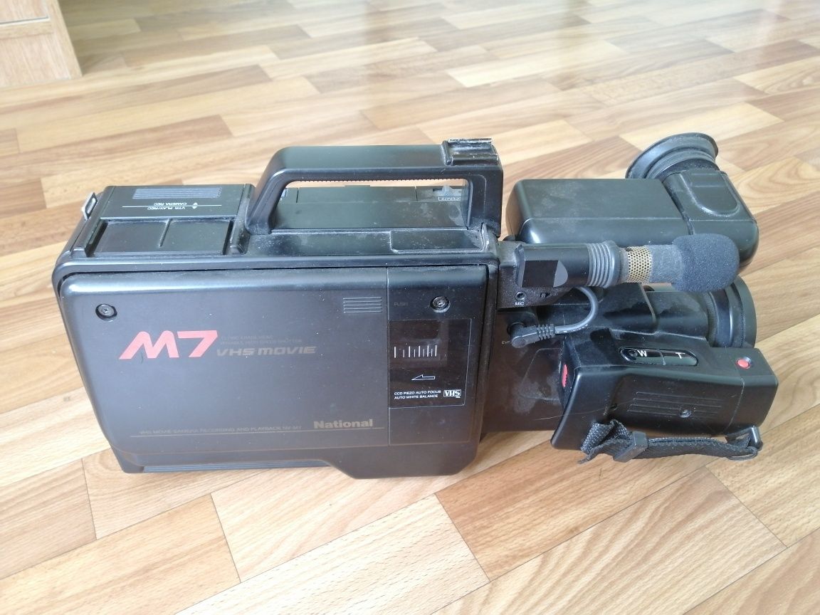 VHS камера National (Panasonic) M7