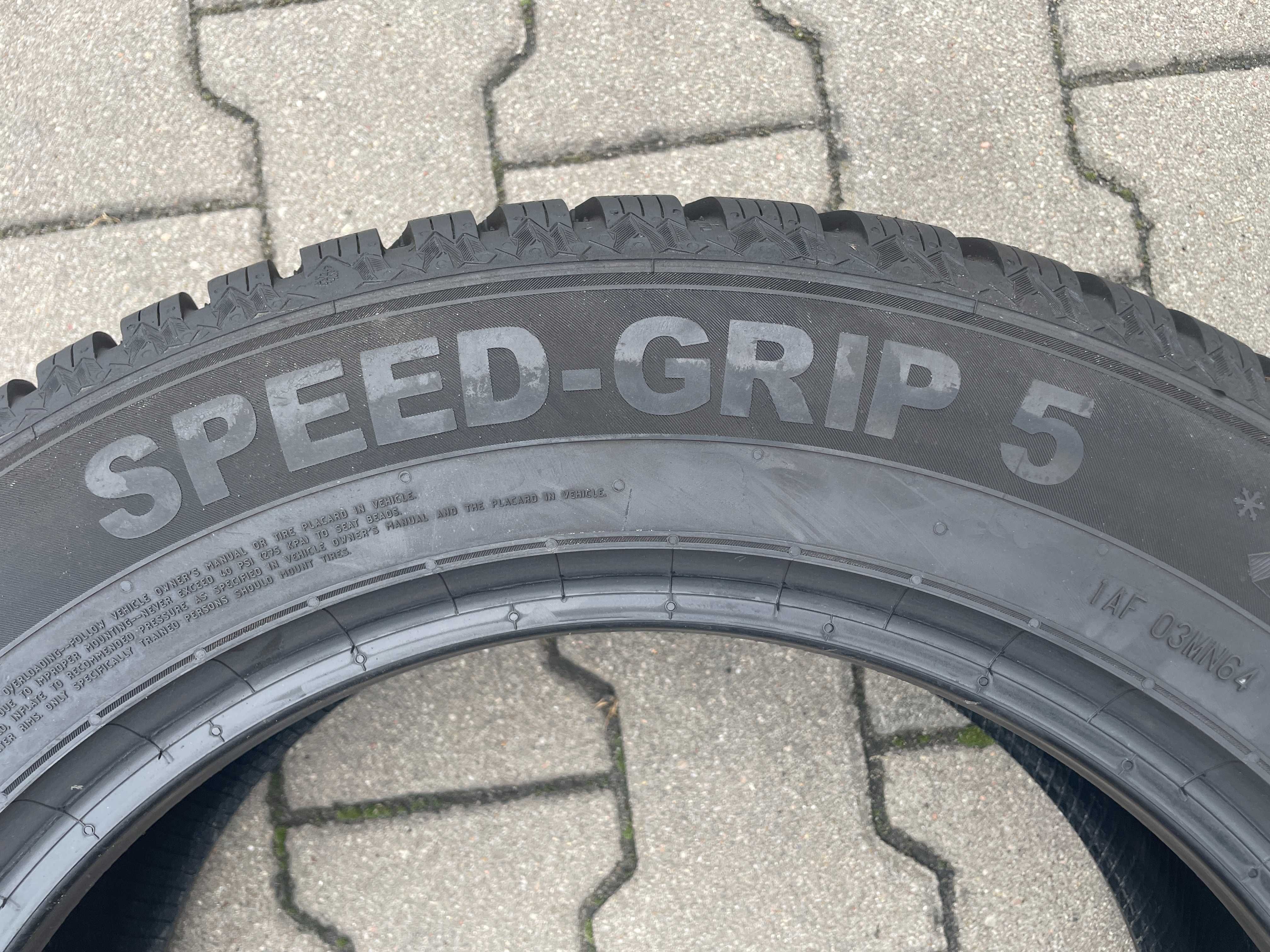 215/65/17 Opony zimowe Semperit Speed-Grip 5 Jak Nowe