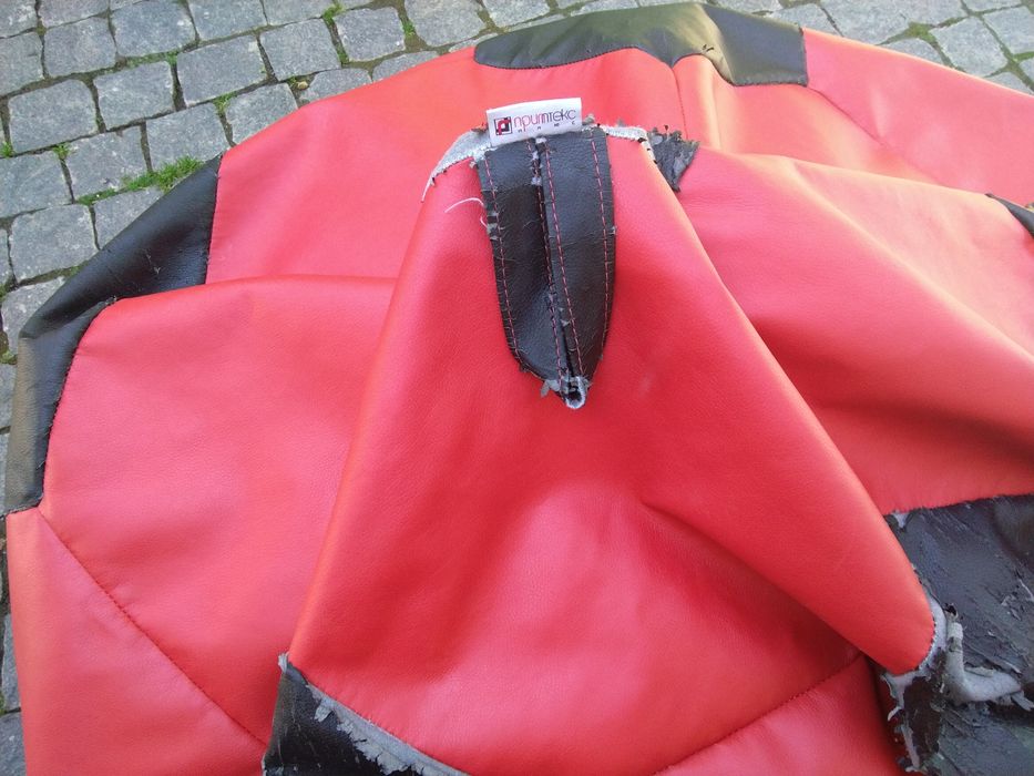 Пуф,на перетяжку,був в користуванні,