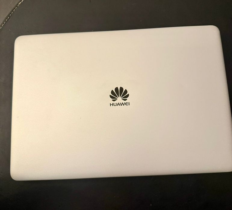 Portátil HUAWEI MateBook D