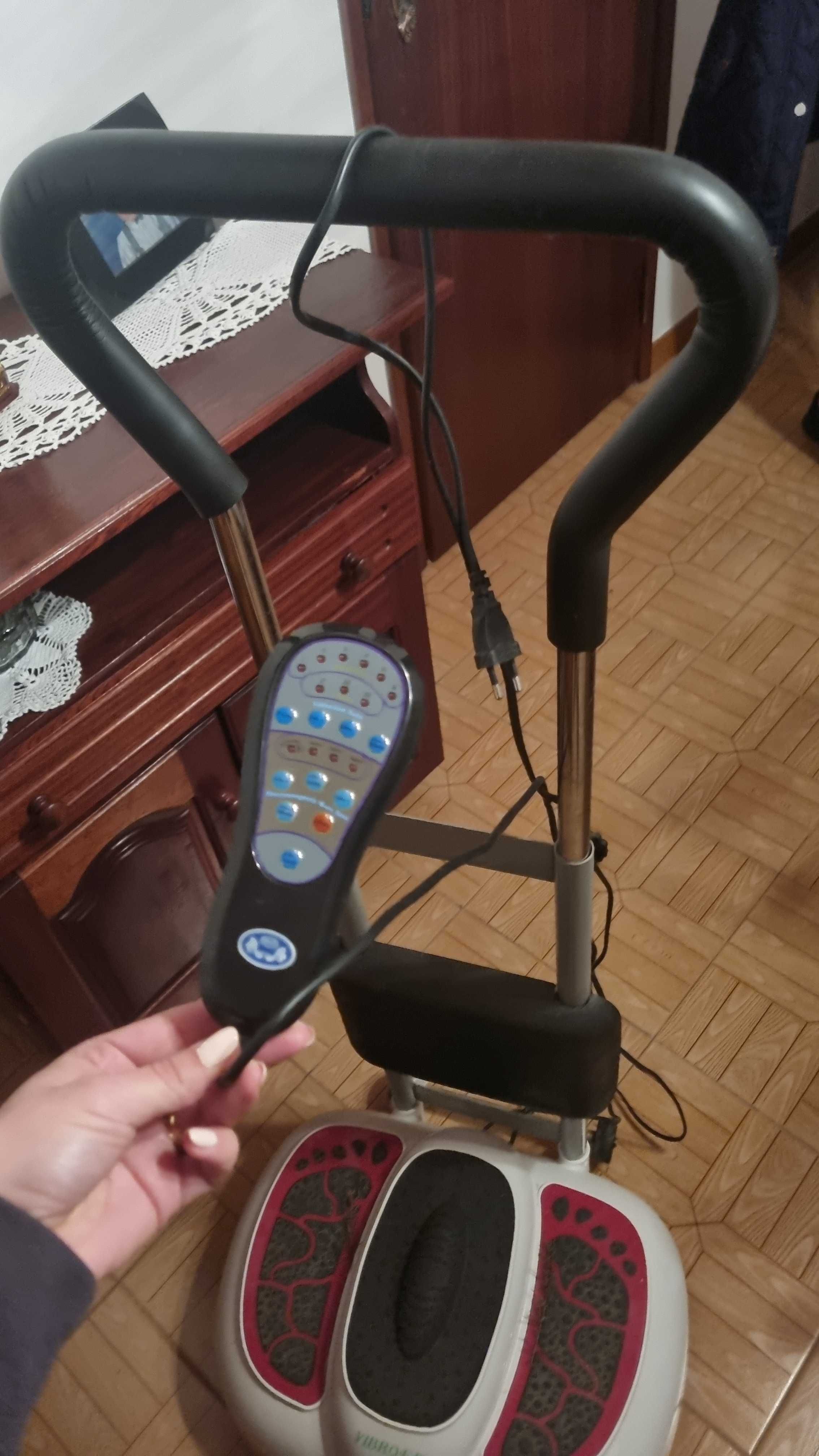 Plataforma vibratória fitness
