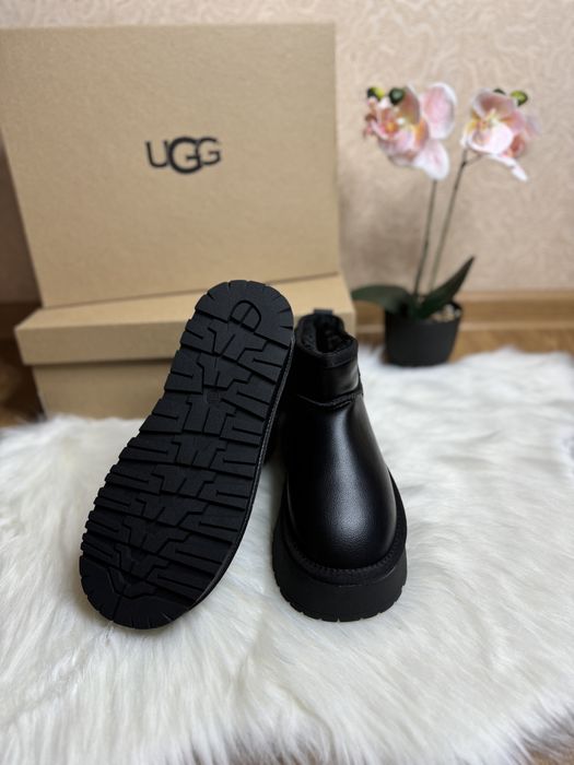 Ugg шкіра, угги, уггі, угги, кожаные, кожа трендові