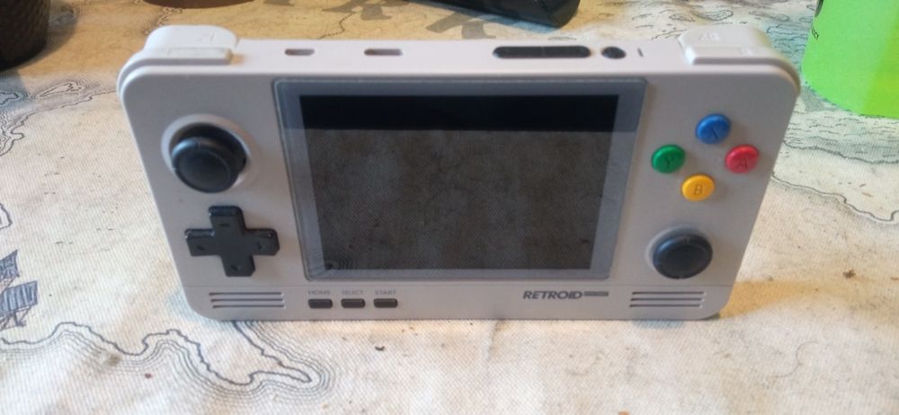 Retriod Pocket 2 - handheld, emulator, przenośna konsola