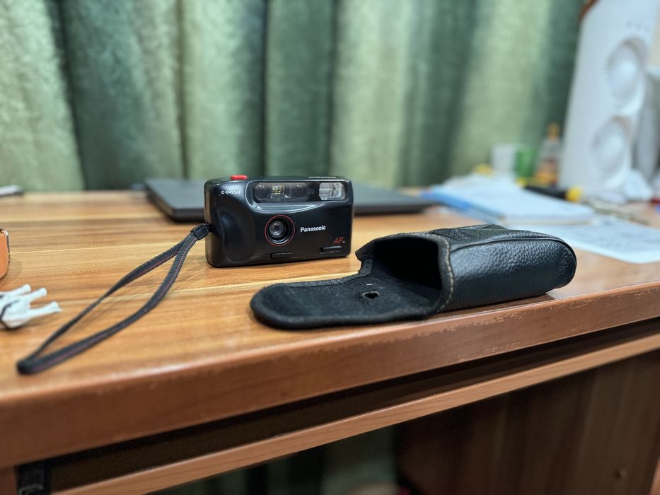 Panasonic C-325 EF винтажная компактная фотокамера