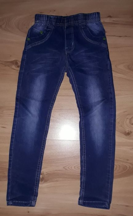 Spodnie dziewczęce r. 122/128