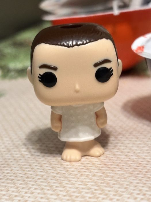 Оді stranger things обміняю дивні дива