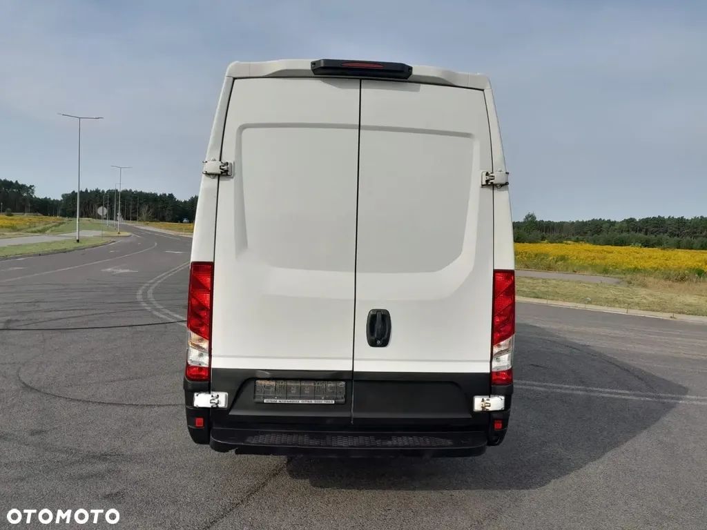 Iveco Daily  35s16 Maxi Blaszak L4H2 Hi-Matic