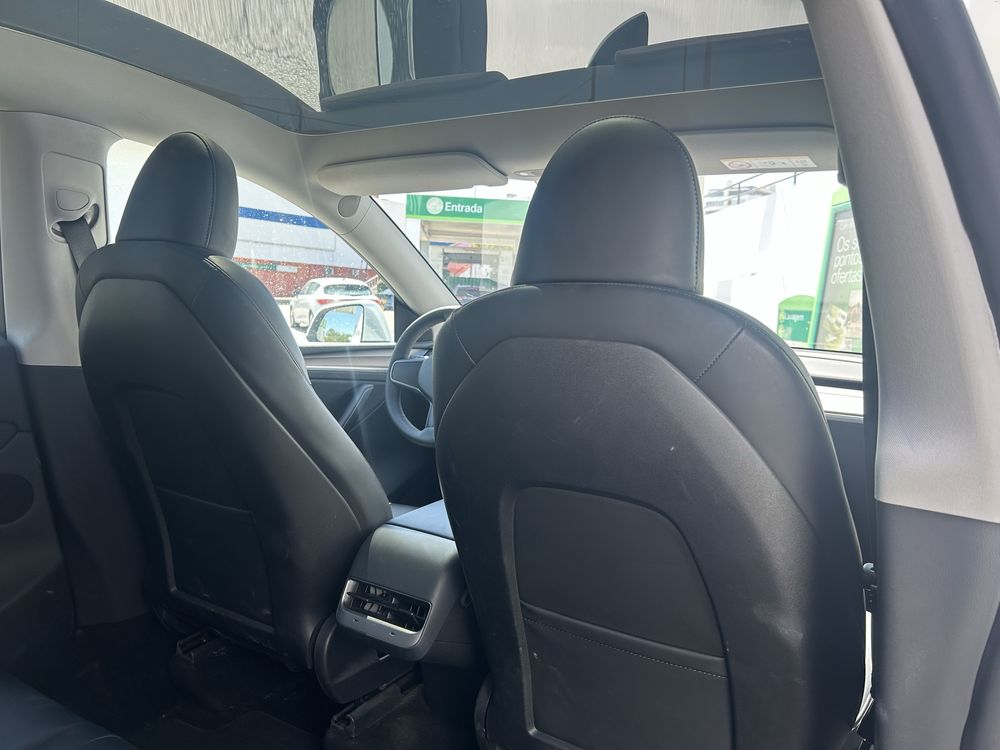 Vendo empresa TVDE com Tesla model Y pronto a funcionar