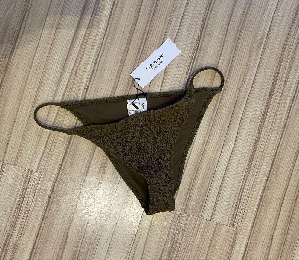 Calvin Klein : majtki / dół od bikini / M / nowe z metką