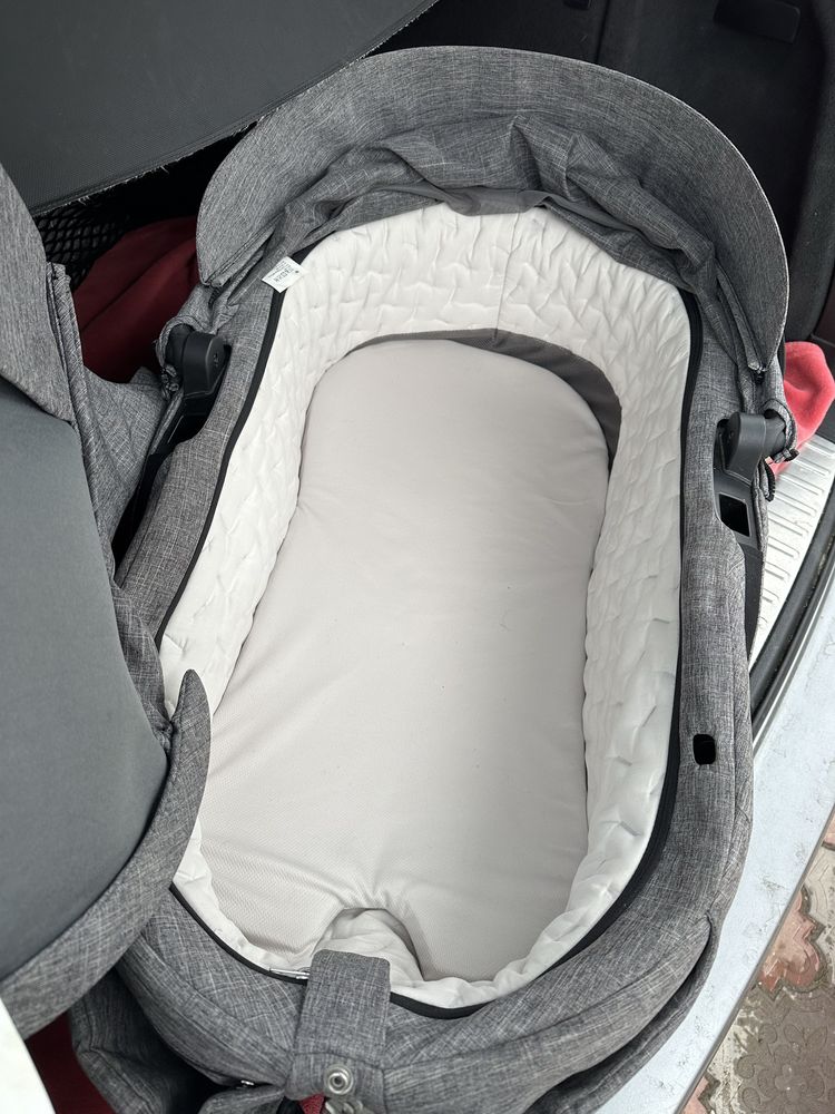 Коляска Stokke v6