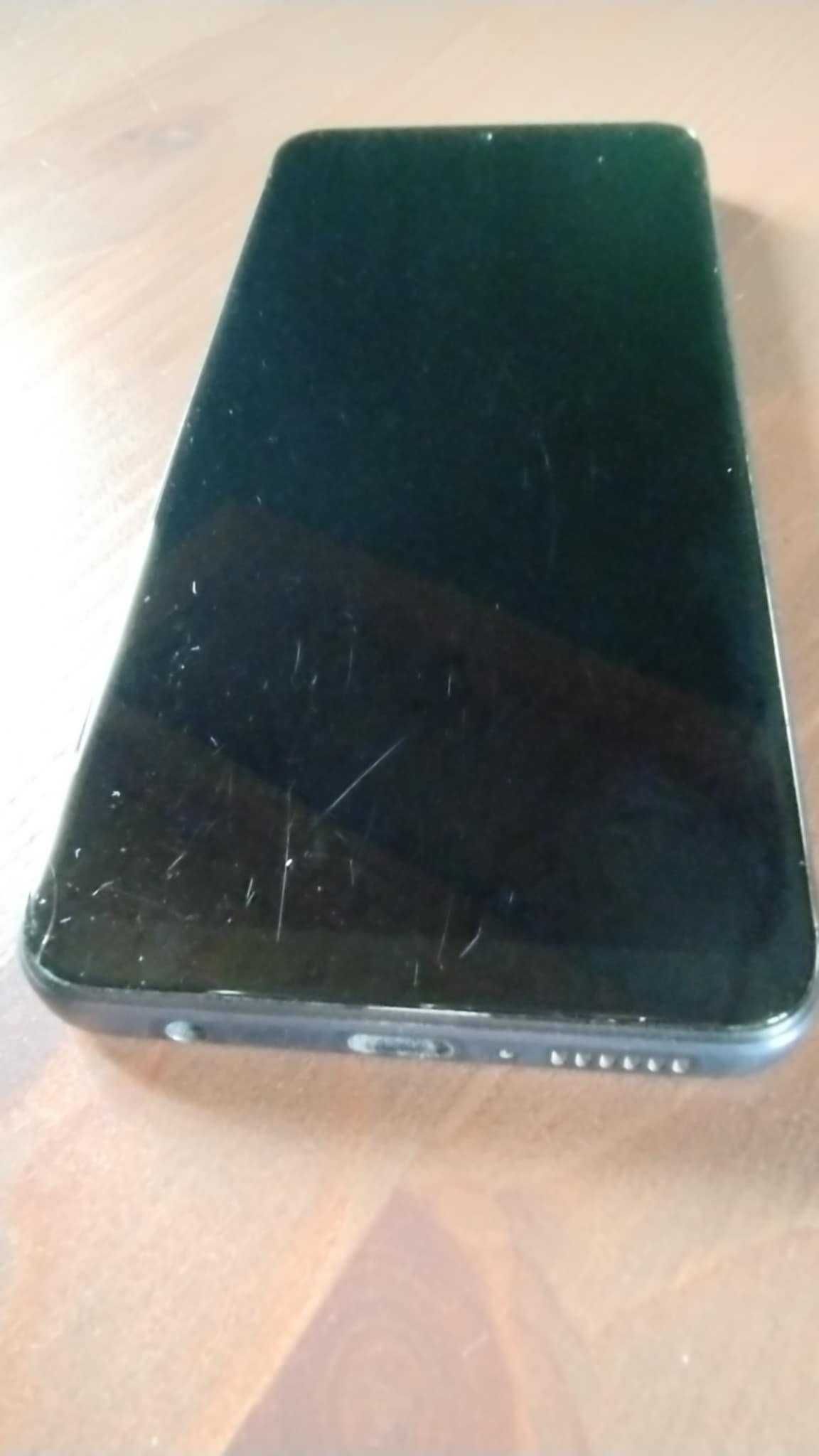 Smartfon Motorola G30