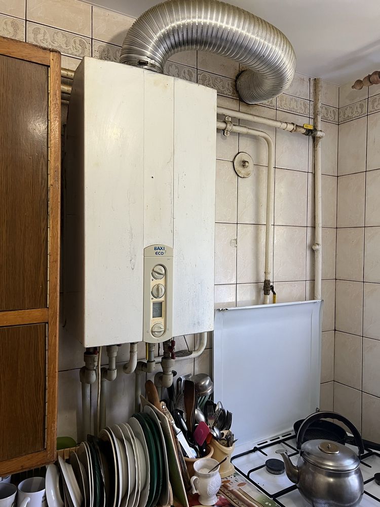 Продам 3-х кімнатну квартиру в центрі міста з автономним опаленням